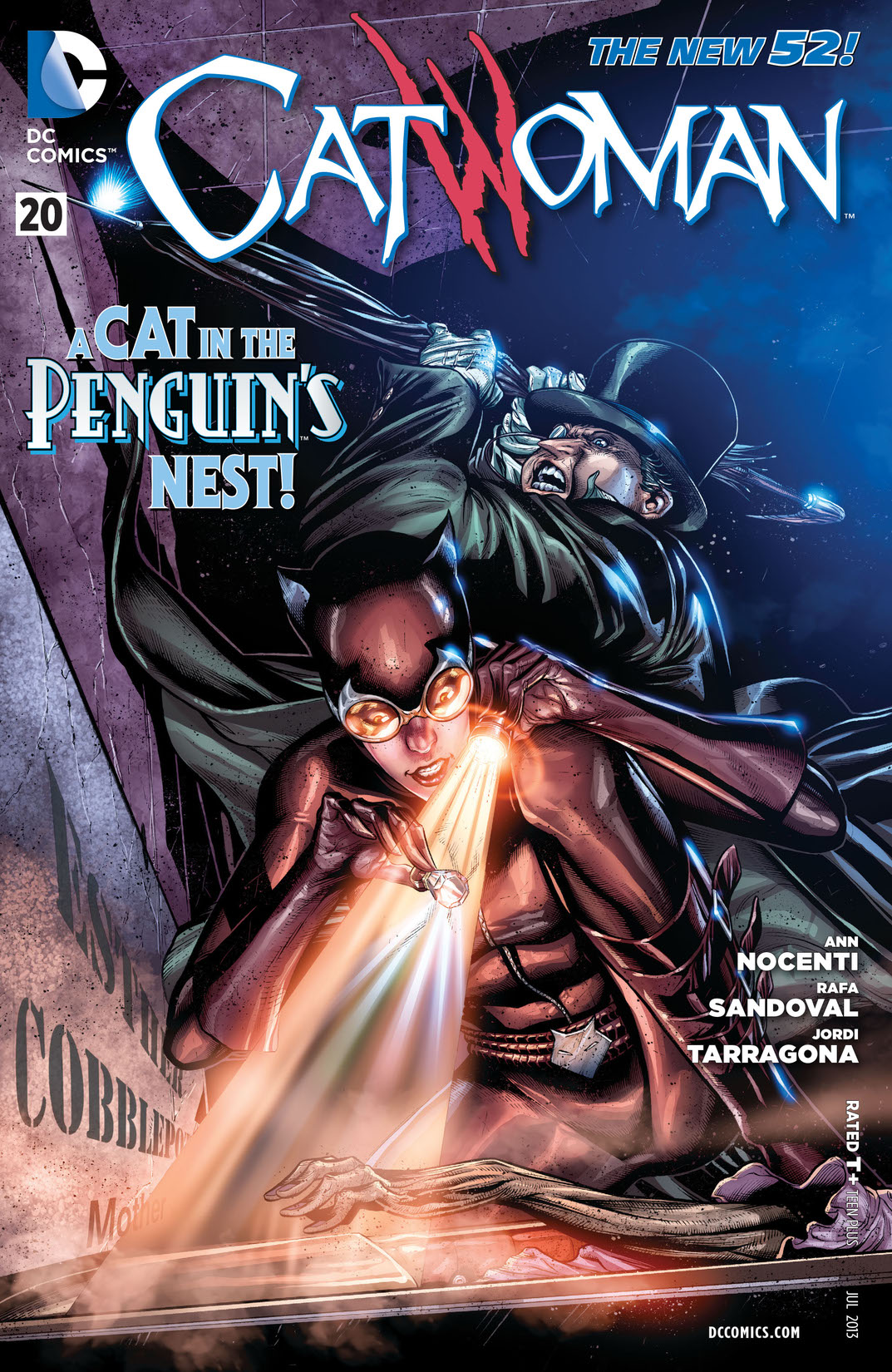 Catwoman (2011-) #20 preview images