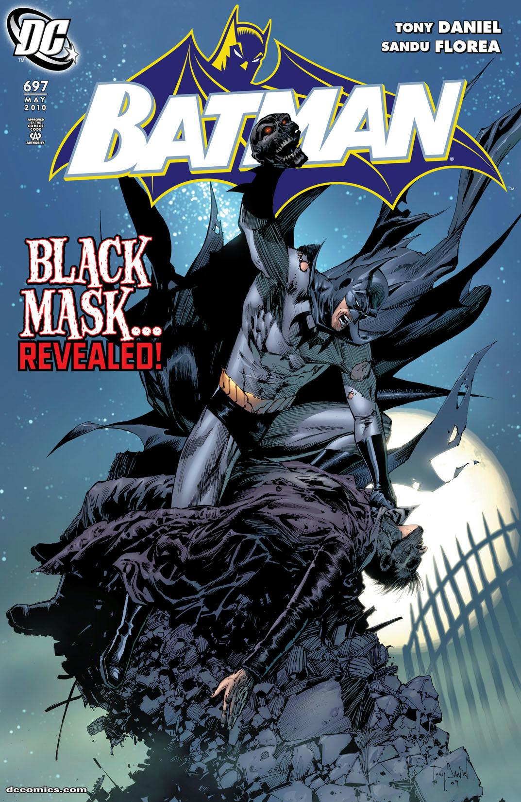 Batman (1940-) #697 preview images