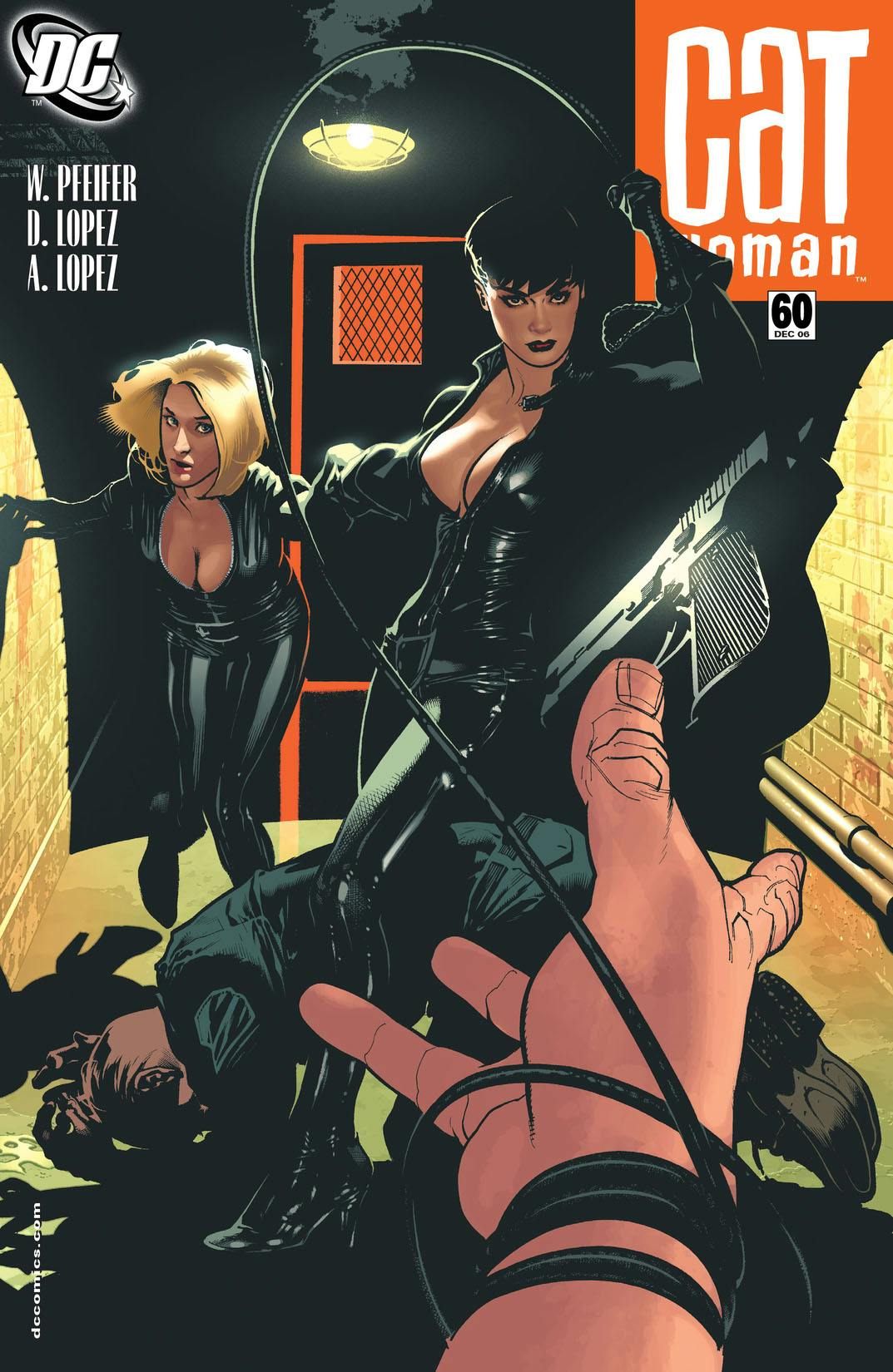 Catwoman (2001-) #60 preview images