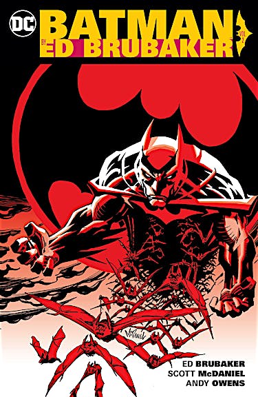 Batman By Ed Brubaker Vol. 2 preview images