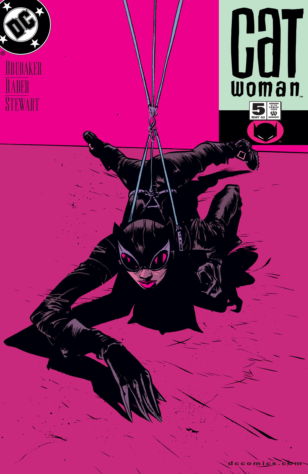 Catwoman (2001-) #5 preview images