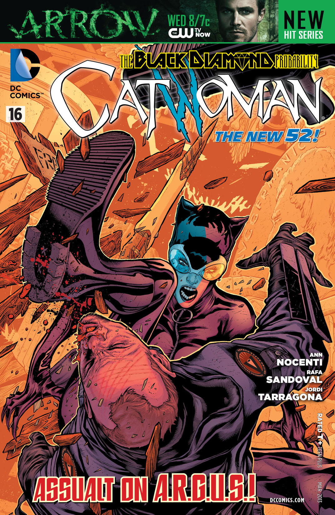 Catwoman (2011-) #16 preview images