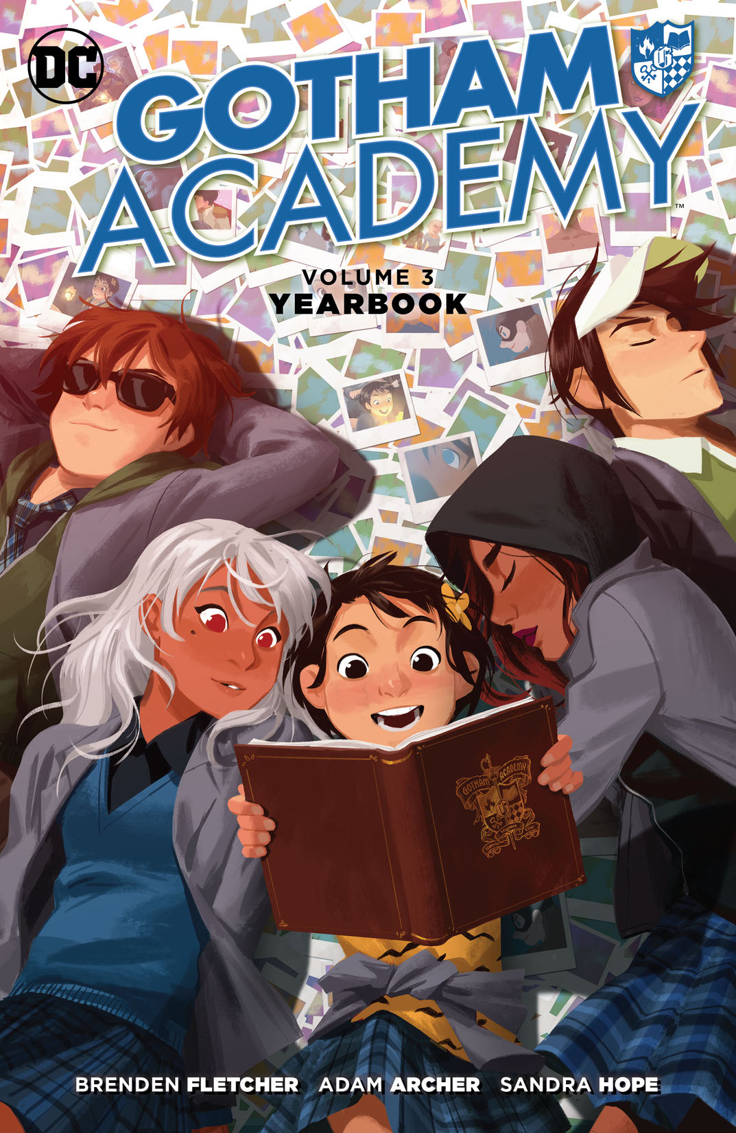 Gotham Academy Vol. 3: Yearbook preview images
