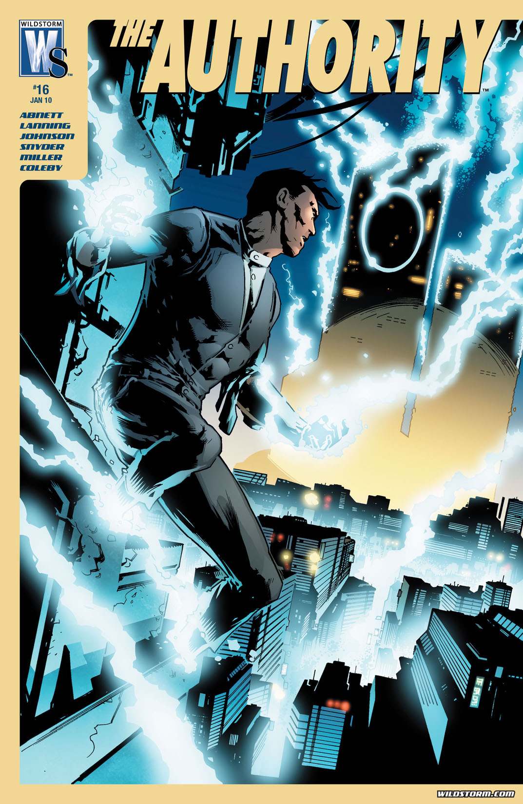Authority (2008-) #16 preview images